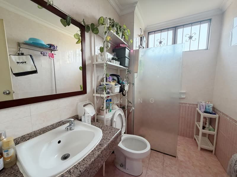 Bungalow for Sale in Bandar Mahkota Cheras (Cheras) - Aivan Ng - Bathroom - PropertyGuru.com.my