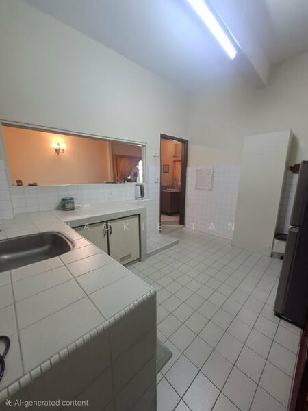 Semi-Detached House for Sale in SS 3, Taman Universiti (Petaling Jaya) - Jackie Tan - Kitchen - PropertyGuru.com.my