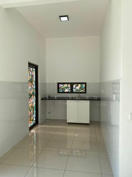 Regent Garden Garden Home @ Eco Grandeur untuk Untuk Disewa - RM 2,300 /bulan, Mac 2026 - Kitchen - PropertyGuru.com.my