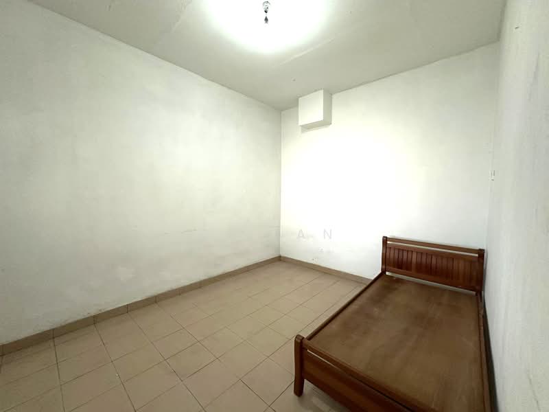 2-storey Terraced House for Sale in Taman Abad (Johor Bahru) - CS Tan - Bedroom - PropertyGuru.com.my