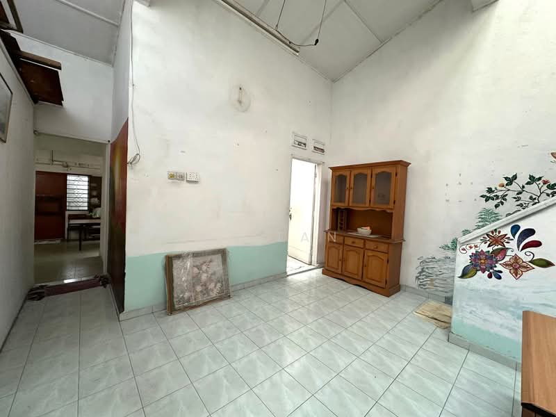 2-storey Terraced House for Sale in Taman Abad (Johor Bahru) - CS Tan - PropertyGuru.com.my