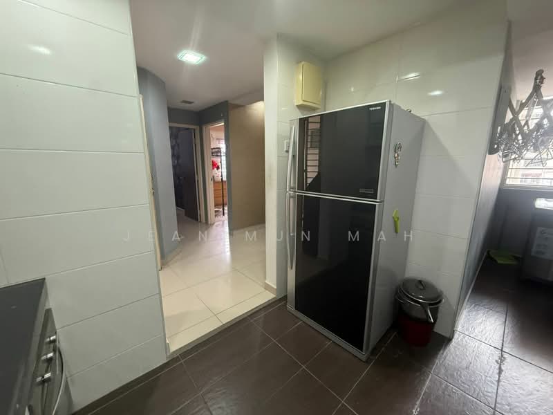 Condominium for Rent at Langat Jaya Condominium - Jean Mun Mah - Kitchen - PropertyGuru.com.my
