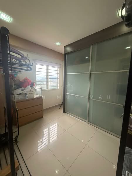 Condominium for Rent at Langat Jaya Condominium - Jean Mun Mah - Bedroom - PropertyGuru.com.my