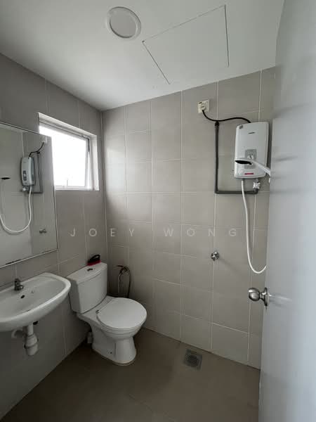 Apartment for Sale at Impian Titanium - Joey Wong - Bathroom - PropertyGuru.com.my