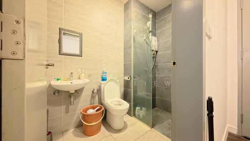 Studio Unit Bathroom