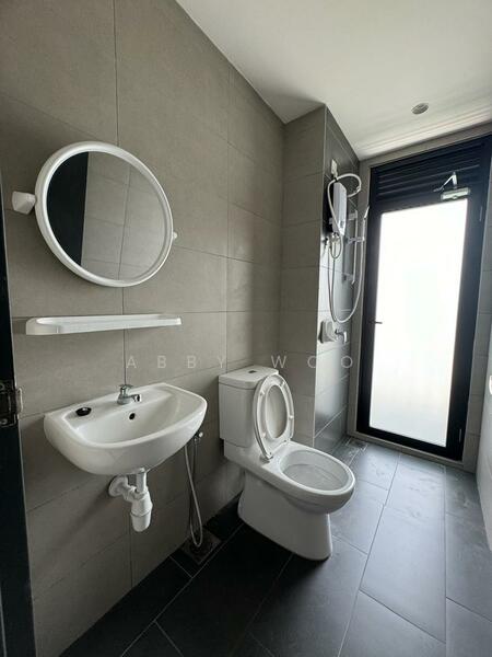 EDUSENTRAL untuk Untuk Disewa - RM 850 /bulan, Feb 2026 - Bathroom - PropertyGuru.com.my