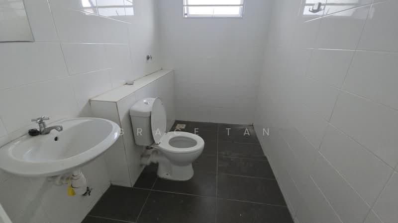 Bangi Avenue 3 Storey @ Taman Bangi Avenue untuk Untuk Dijual - RM 585,000, Mac 2026 - Bathroom - PropertyGuru.com.my
