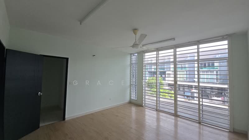 Bangi Avenue 3 Storey @ Taman Bangi Avenue untuk Untuk Dijual - RM 585,000, Mac 2026 - Interior - PropertyGuru.com.my