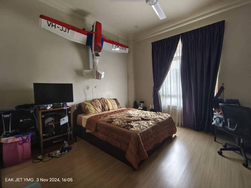 For Sale - Lakeside Residences Kota Kemuning Shah Alam