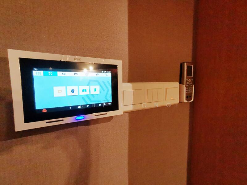 For Rent - Twy Duplex Condos