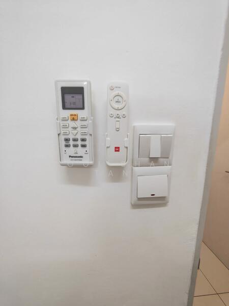 Aircond, Fan , Light