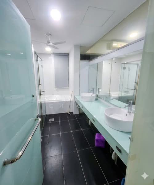 Kondominium untuk Dijual di Encorp Strand Residence - Geralyn Chionh - Bathroom - PropertyGuru.com.my