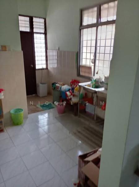 2-storey Terraced House for Sale in Taman Bukit Galena (Seremban) - Nicole Sim - Kitchen - PropertyGuru.com.my
