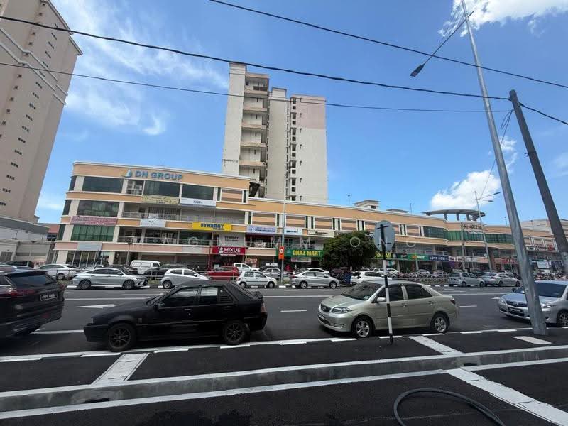 Shop / Office untuk Disewa di Kampung Relau (Bukit Jambul) - Magnumm Ong Theng Shen - Exterior - PropertyGuru.com.my