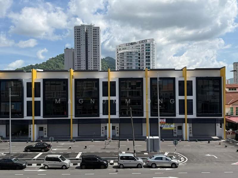 Shop / Office untuk Disewa di Kampung Relau (Bukit Jambul) - Magnumm Ong Theng Shen - Exterior - PropertyGuru.com.my