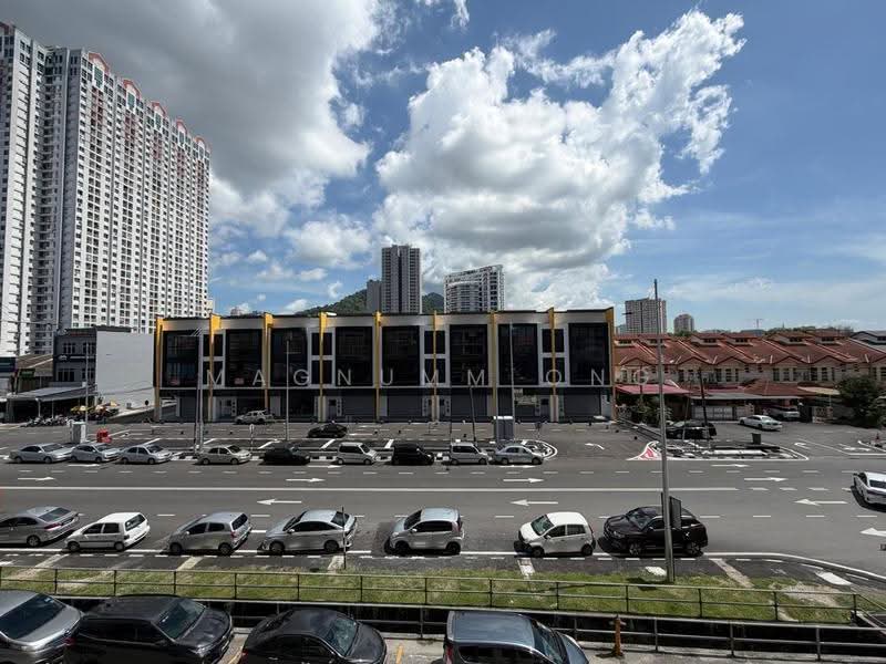 Shop / Office untuk Disewa di Kampung Relau (Bukit Jambul) - Magnumm Ong Theng Shen - Exterior - PropertyGuru.com.my