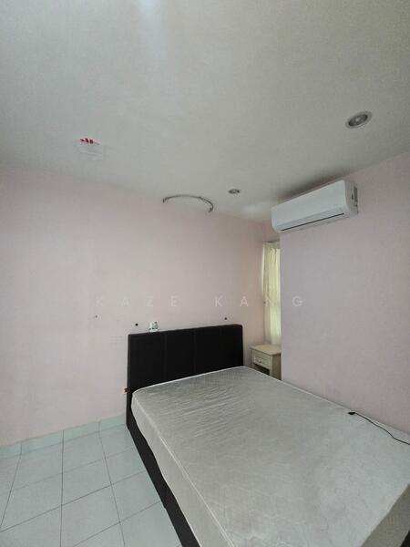 For Rent - University Place (Plaza Ivory)