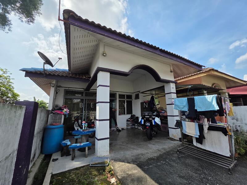 For Sale - Taman Senai Utama