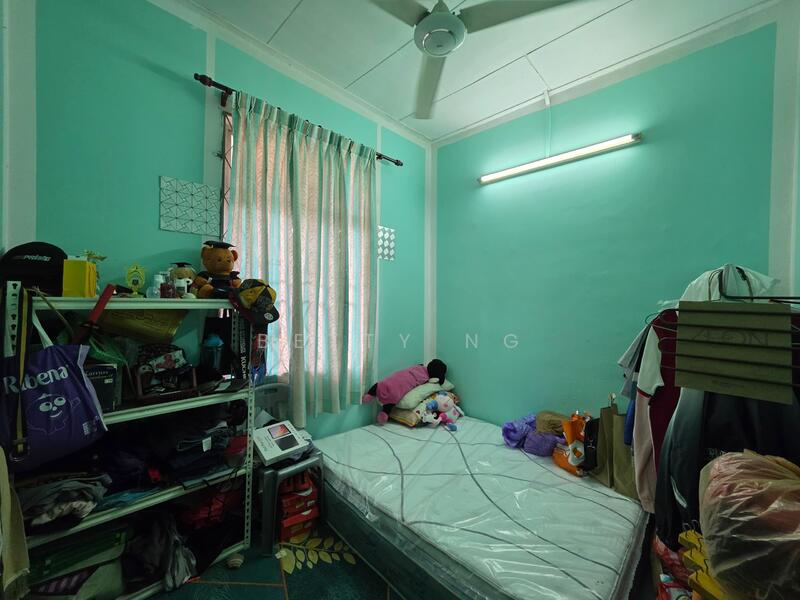 For Sale - Taman Senai Utama