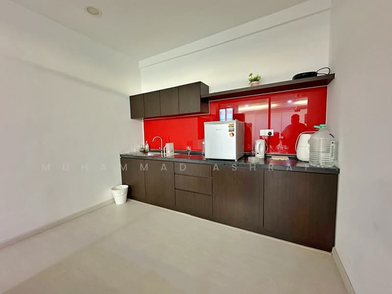Kedai / Pejabat untuk Dijual di Taman Nirwana (Ampang) - Muhammad Ashraf . - Kitchen - PropertyGuru.com.my