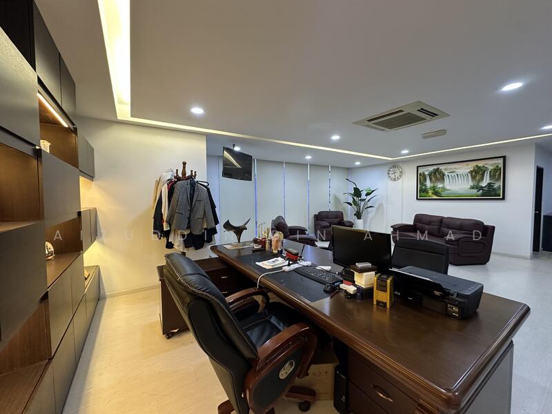 CEO Room