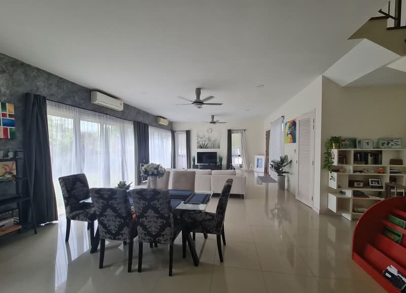 3-storey Terraced House for Sale in Seri Kembangan (Selangor) - Grace Tan - PropertyGuru.com.my