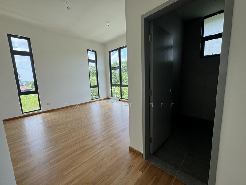 Untuk Dijual - Taman Austin Heights