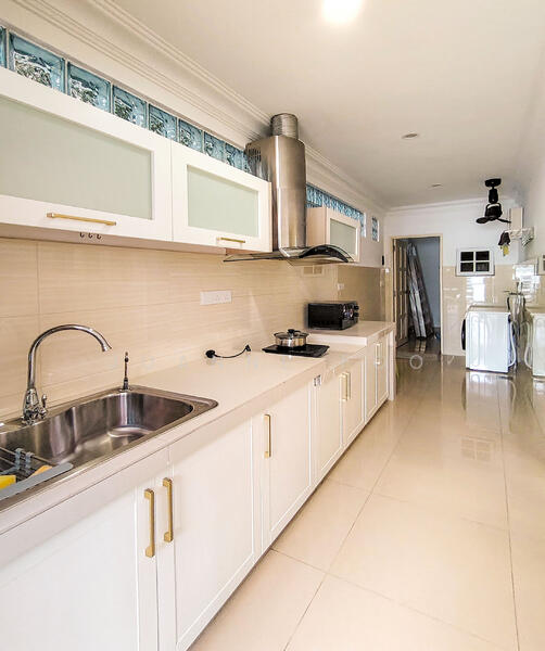 Joanne Foo Property 0163108697