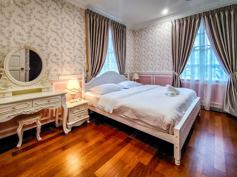 Joanne Foo Property 0163108697