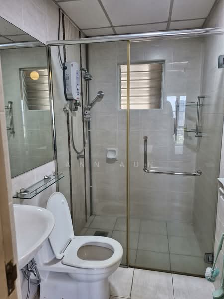 Subang Avenue untuk Untuk Disewa - RM 2,000 /bulan, Mac 2026 - Bathroom - PropertyGuru.com.my