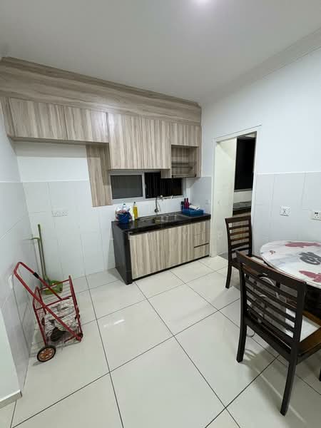 Condominium for Rent at Elevia Residences - Alex Yip - Kitchen - PropertyGuru.com.my