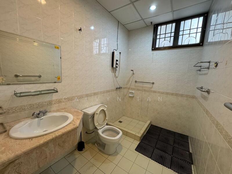 For Sale - Sri Pangkor Condominium