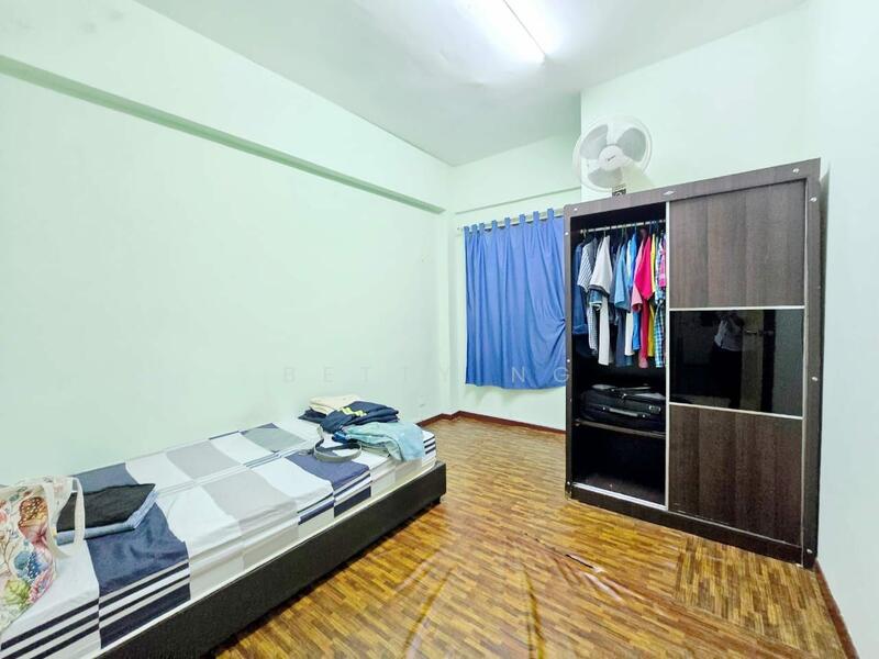 For Sale - Taman Megah Ria