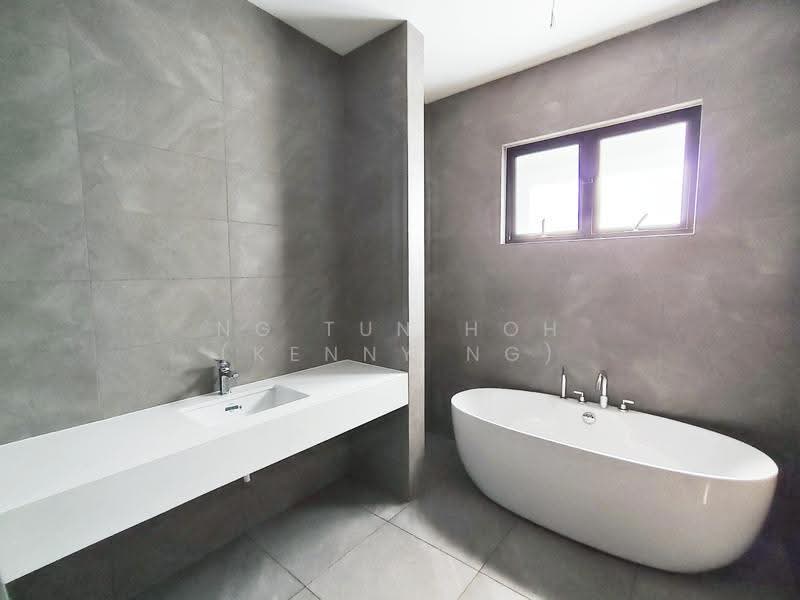 Bungalow House untuk Dijual di Setia Eco Park (Setia Alam) - Ng Tun Hoh (Kenny Ng) - Bathroom - PropertyGuru.com.my