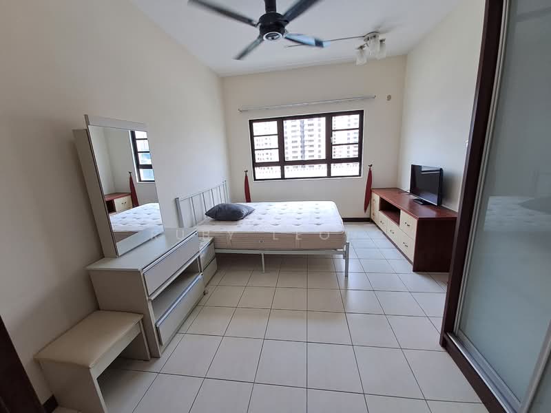 Kondominium untuk Disewa di Opal Damansara - Ruby Leong - Master Bedroom - PropertyGuru.com.my