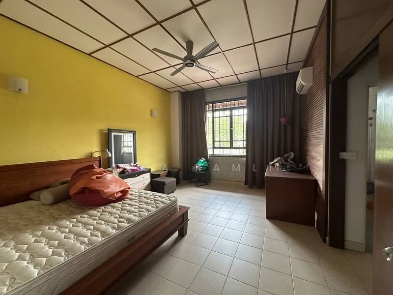 2-storey Terraced House for Sale in Bukit Jelutong (Shah Alam) - Aida Ramli - PropertyGuru.com.my