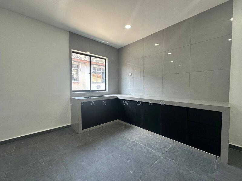 Untuk Dijual - TAMAN UNIVERSITI