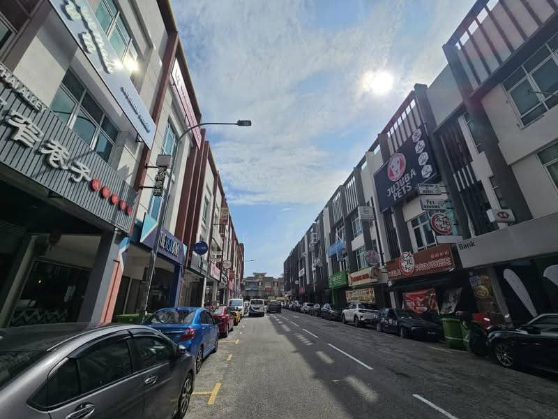 Kedai untuk Dijual di Bandar Baru Sri Petaling (Sri Petaling) - Lee Fen - Exterior - PropertyGuru.com.my