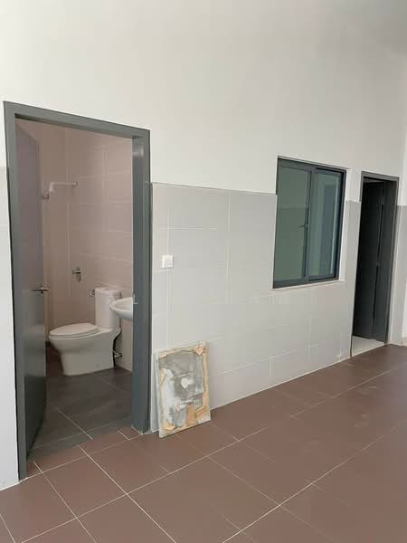 3-storey Terraced House for Sale in Selayang (Selangor) - Alex Haw - Bathroom - PropertyGuru.com.my