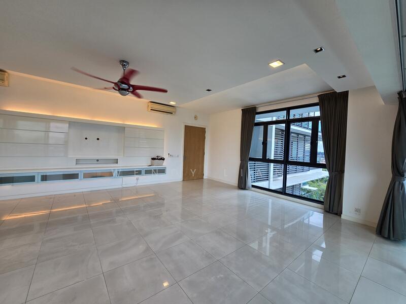 Untuk Disewa - Zehn Bukit Pantai