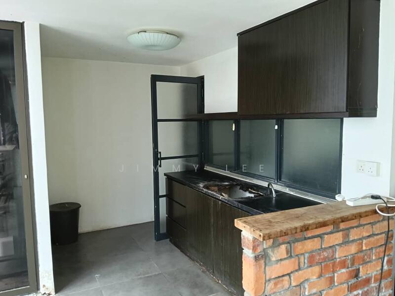 Untuk Dijual - Empire Damansara (Empire SOHO 2)