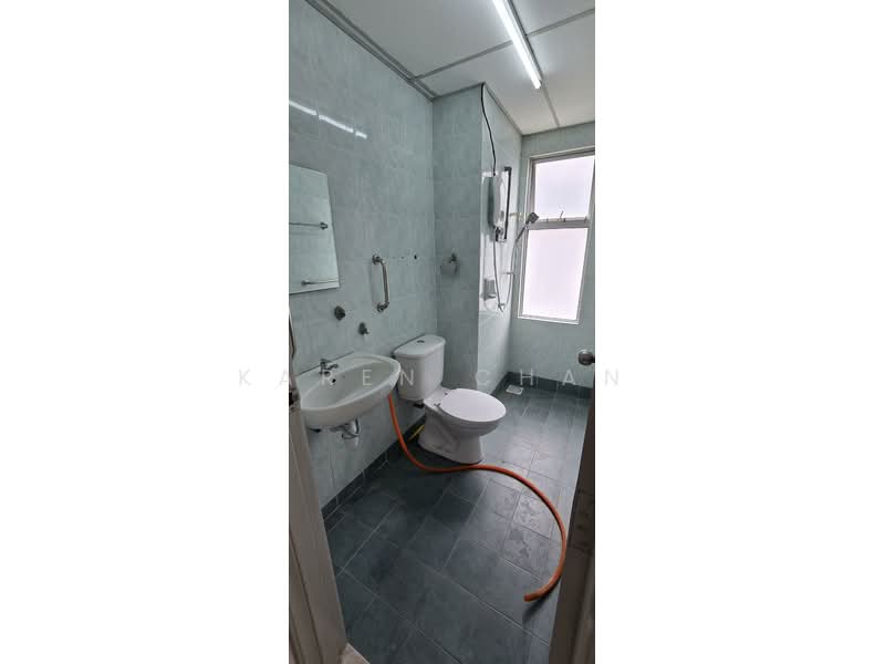 Kondominium untuk Disewa di D'Aman Ria Condominium - Karen Chan - Bathroom - PropertyGuru.com.my