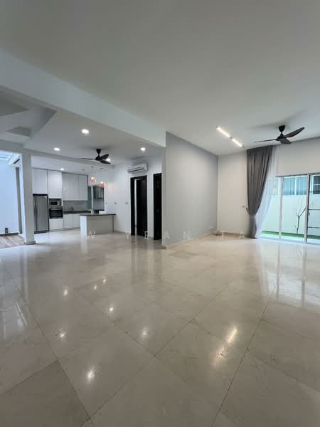Semi-Detached House for Sale in Sri Hartamas (Kuala Lumpur) - Saw Yean Tan - Kitchen - PropertyGuru.com.my