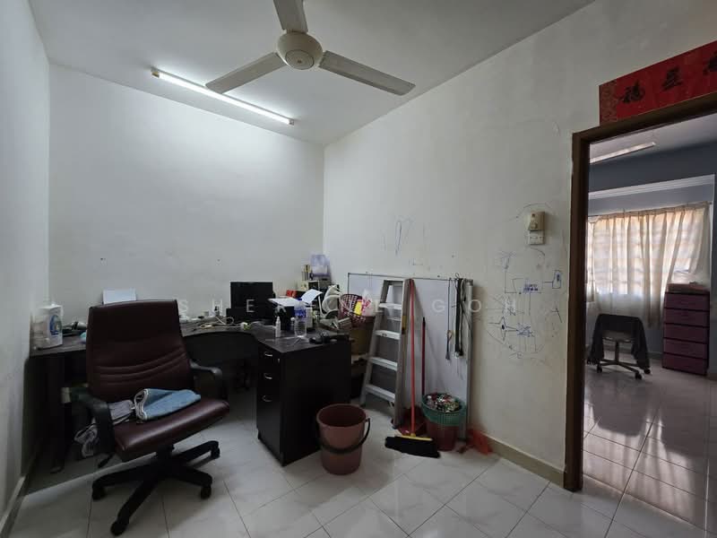 Rumah Teres 2 Tingkat untuk Dijual di Kajang Perdana (Kajang) - Sherene Goh - Study - PropertyGuru.com.my