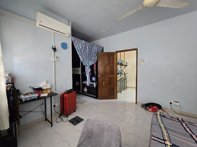 Rumah Teres 2 Tingkat untuk Dijual di Kajang Perdana (Kajang) - Sherene Goh - Bedroom - PropertyGuru.com.my