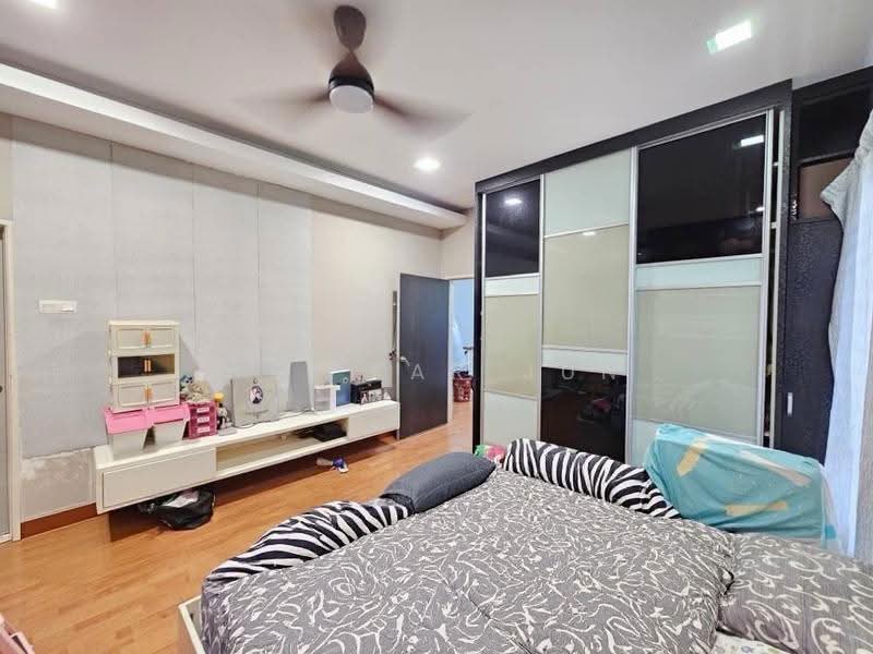 Rumah Berkembar untuk Dijual di Batu 9 (Cheras) - Hei Kar Jun - Bedroom - PropertyGuru.com.my