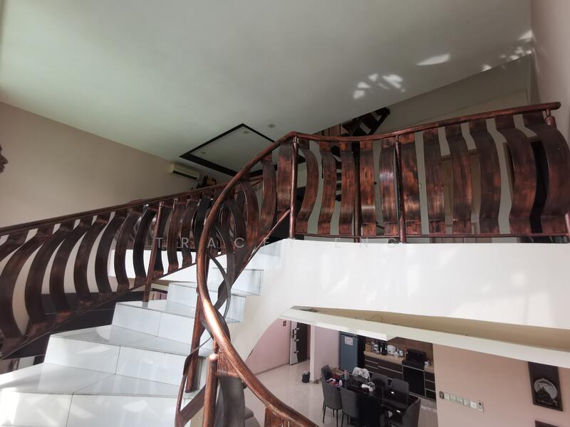 Interior 1st Spiral Staircase Layout