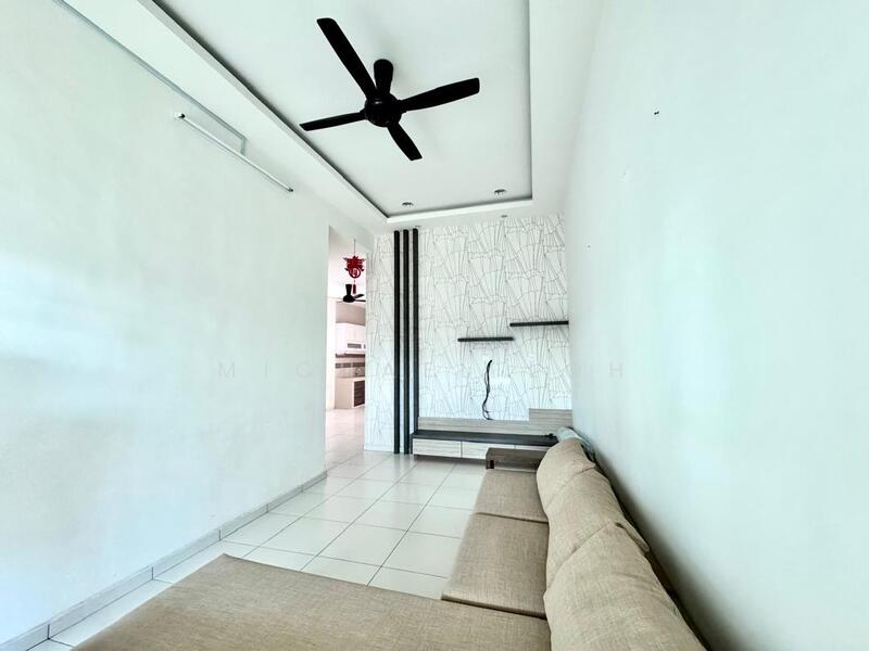 Untuk Dijual - Taman Lapangan Kiara