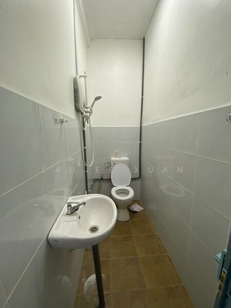 For Sale - Taman Tanah Merah