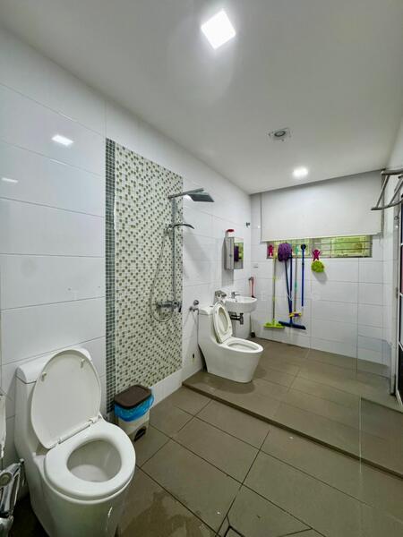 Semi-Detached House for Sale in Bandar Bukit Tinggi 2 (Klang) - Teresa Teng - Bathroom - PropertyGuru.com.my